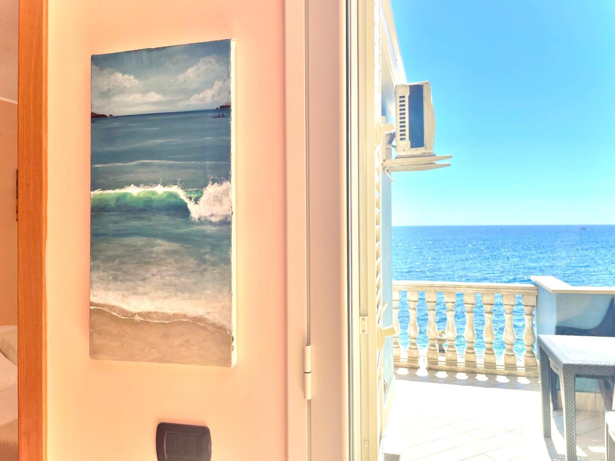 Maremare Apartments Giardini Naxos Exteriör bild