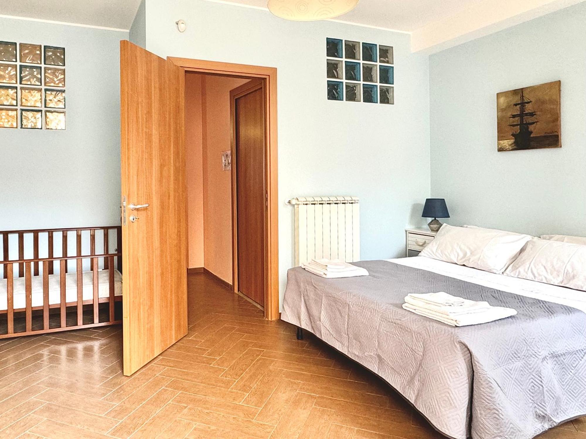 Maremare Apartments Giardini Naxos Rum bild